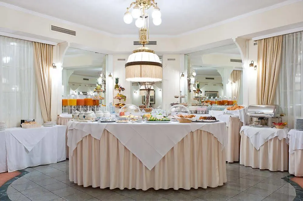 Hotel Johann Strauss Wien 4*,  Østrig