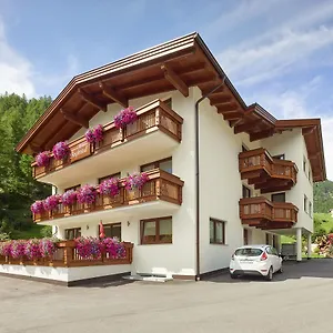 Gastehaus Bergkristall , Sölden Oostenrijk